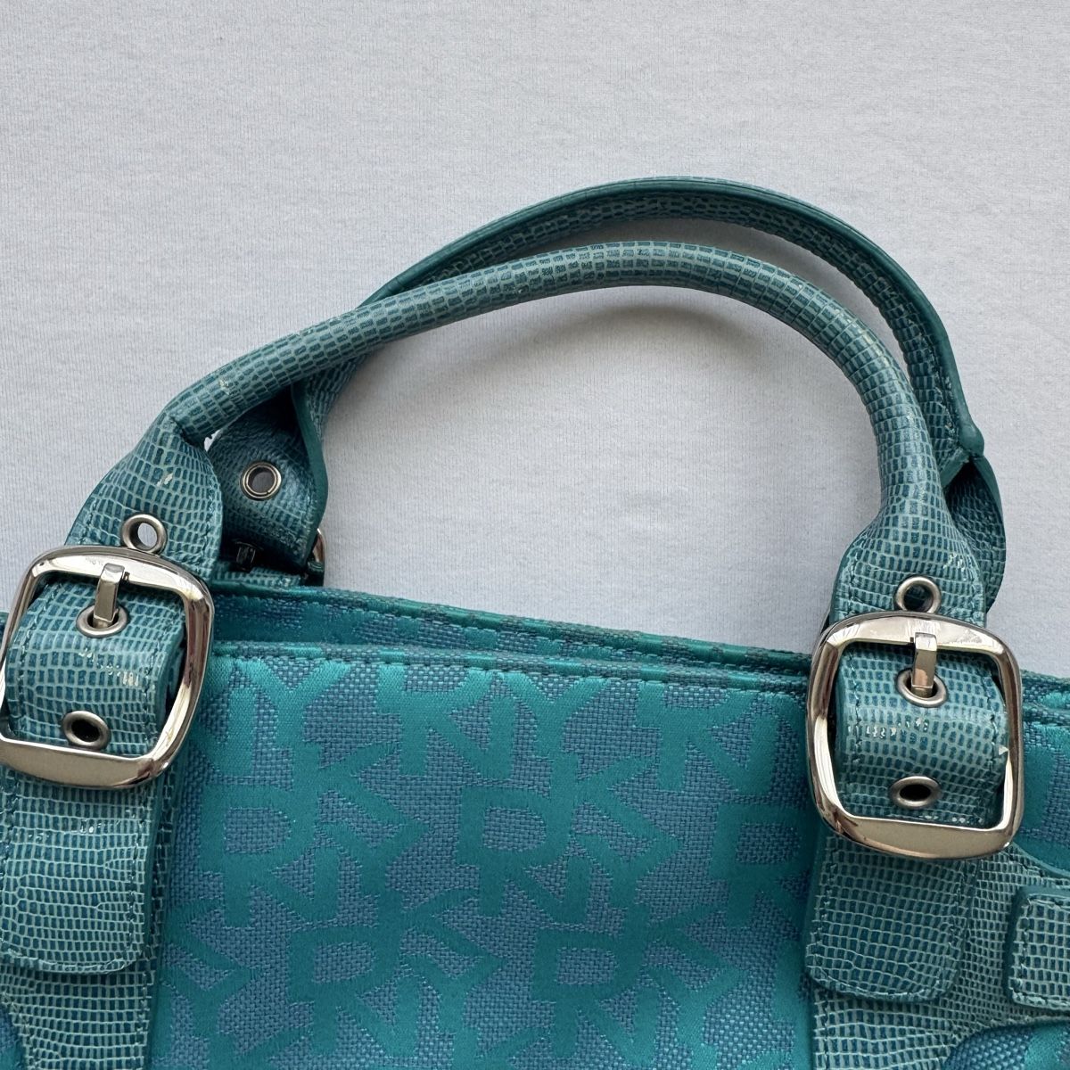 DKNY Borse da donna: Blaue vintage DKNY Tasche – Usato da Oberwil BL venduto da olibbg 2