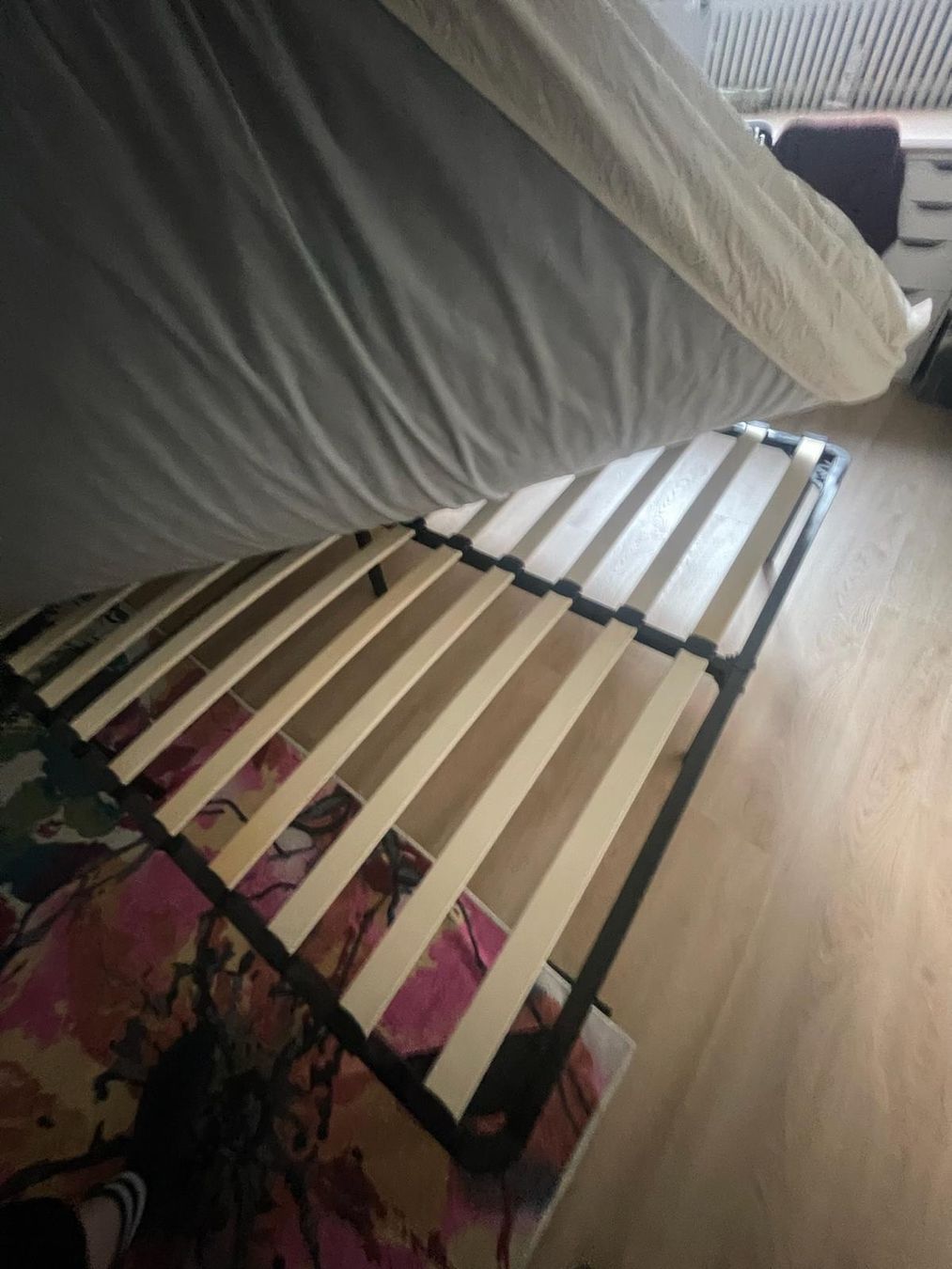 Lits: Bed frame 160x200cm – D'occasion à Basel par ira_rk98 1