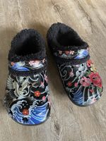 Neue Clogs  mit japanischem Motiv in Gr. 39