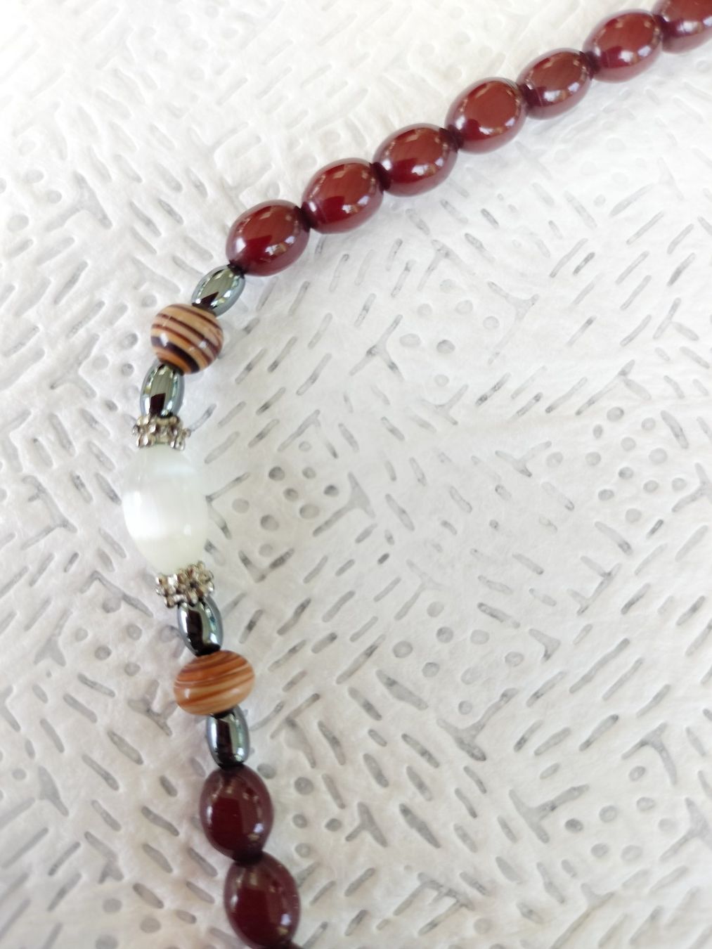 Catenine: Collier jaspe rouge brun, hématite, perle... – Usato da Cortaillod venduto da rozinna 2