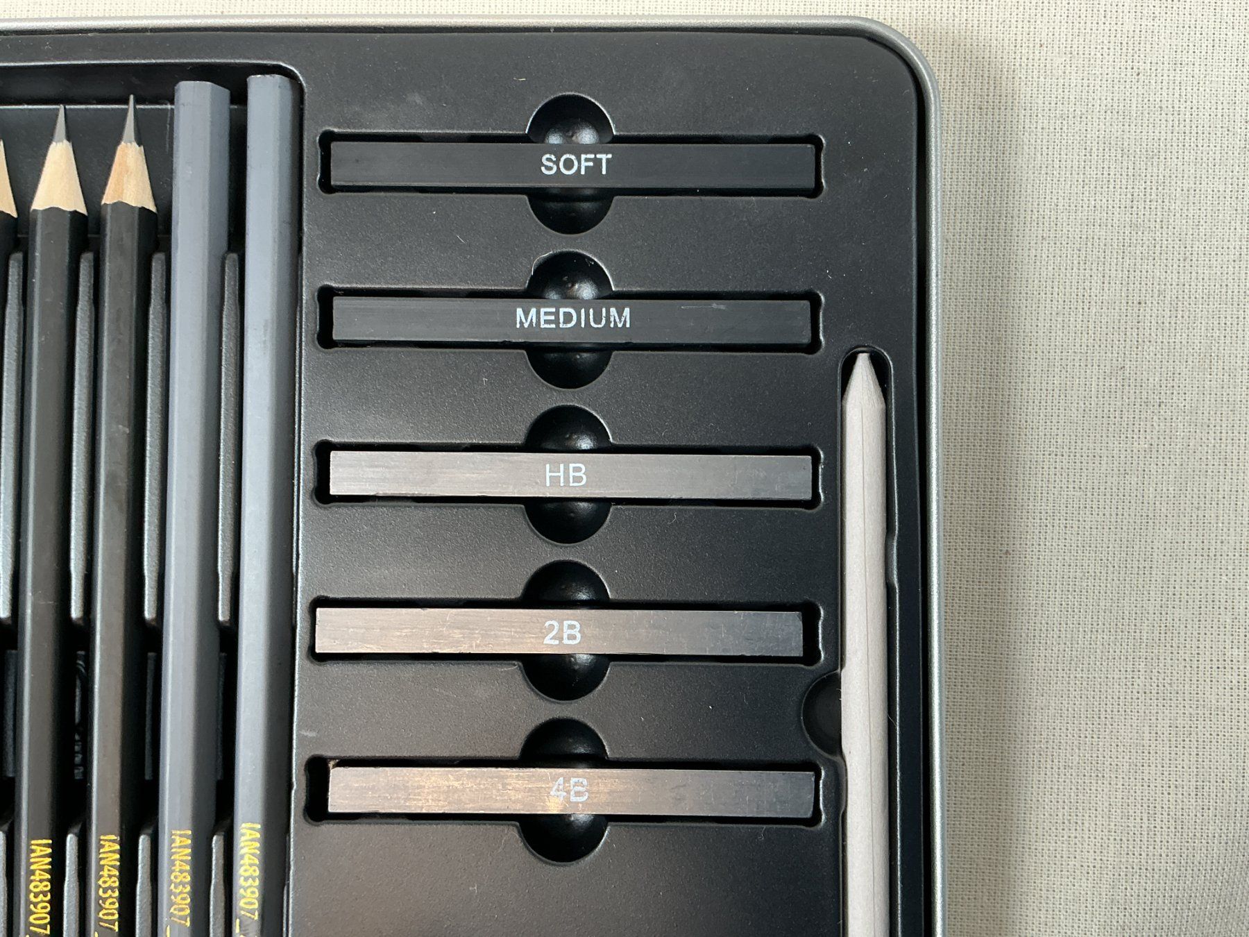 Bleistifte, Farbstifte & Kreide: CRELANDO Bleistift Set – Gebraucht aus Richterswil von Restwert_Richterswil 3