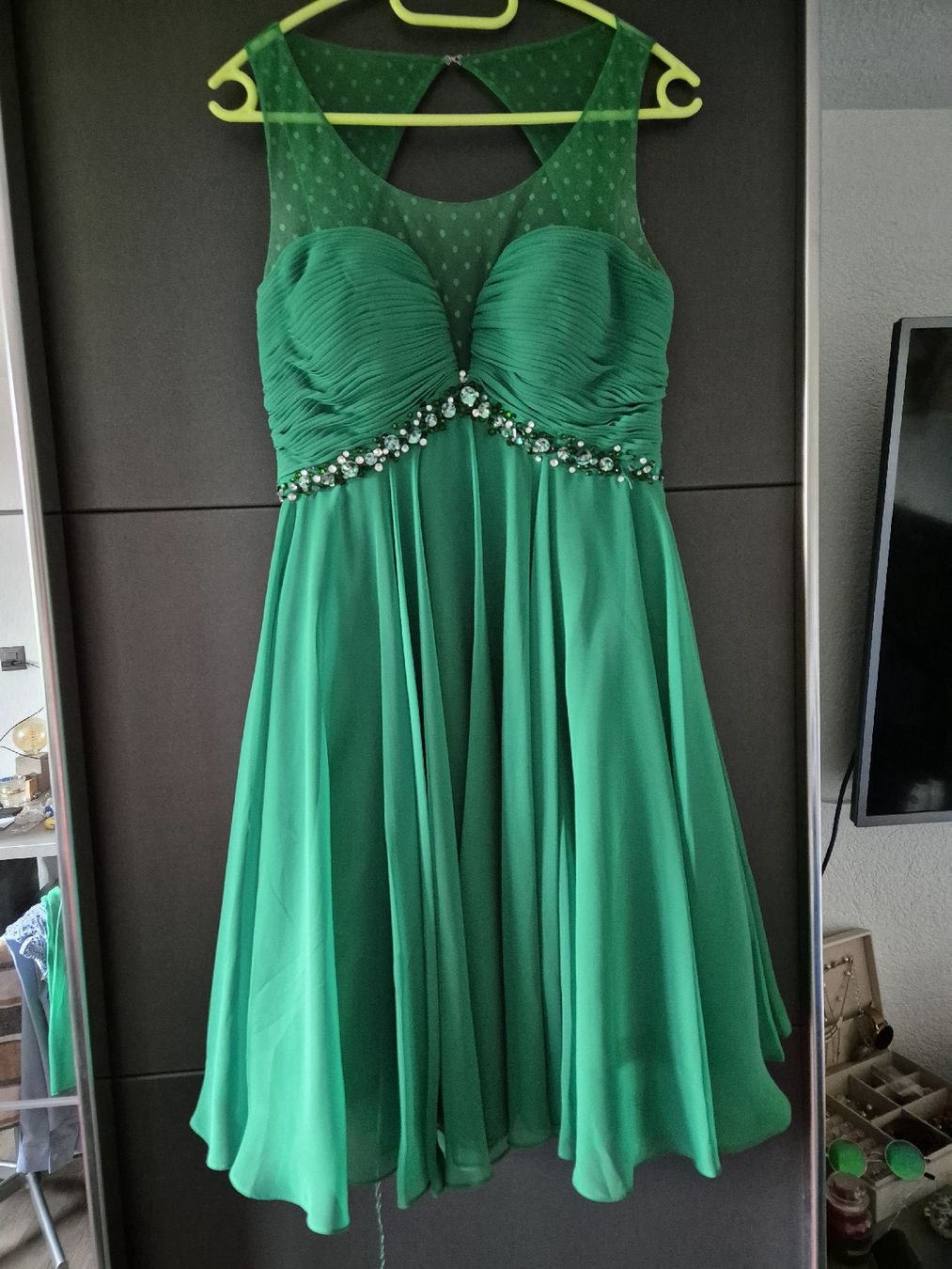 Kleider: Ballkleid – Gebraucht aus Ramsen von jas_n9gq