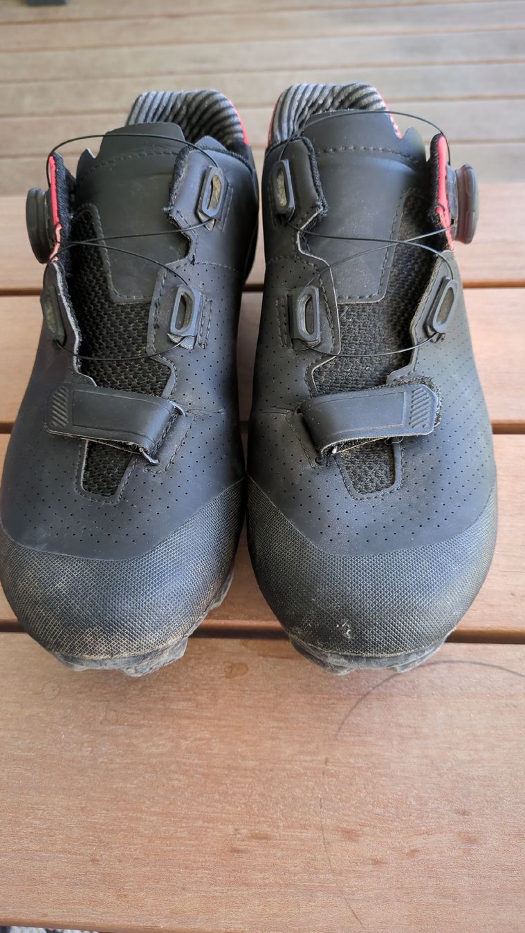 Decathlon Herrenschuhe: Chaussures VTT Decathlon XC, pointure 41 – Gebraucht aus Pleujouse von Copeau 3