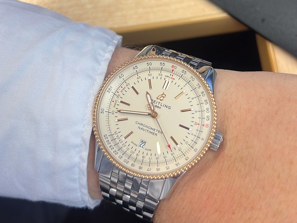 Breitling Orologi: Breitling Navitimer Gold Bezel Full Set U17326 – Usato da Derendingen venduto da MDPshopandmore