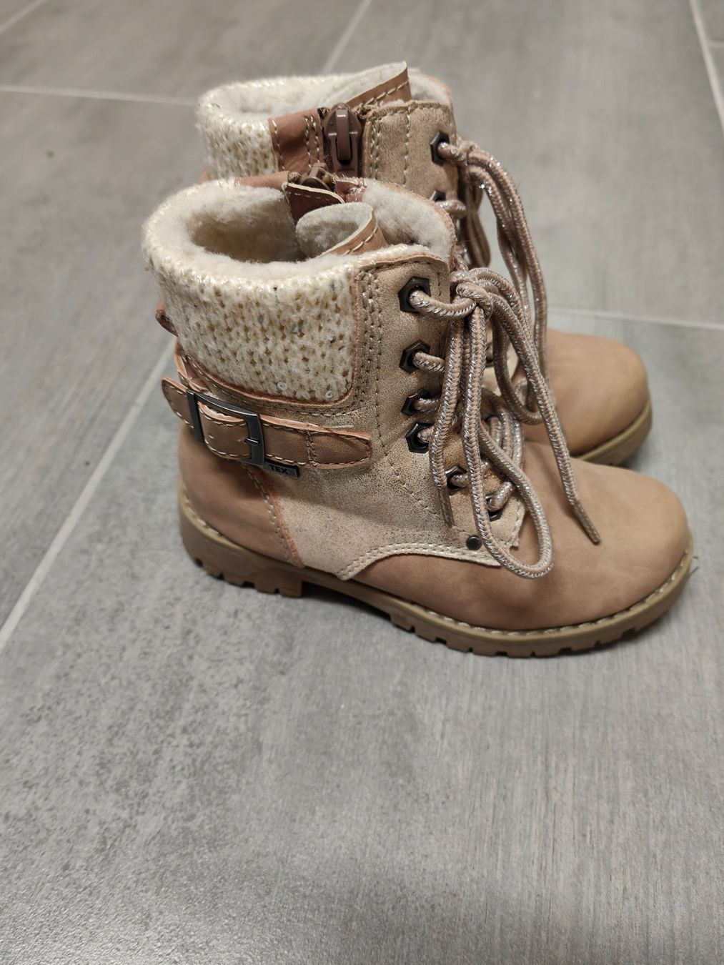 Schuhe für Mädchen: Stiefeletten gefüttert - Gr. 27 – Gebraucht aus Kirchleerau von hop82 1