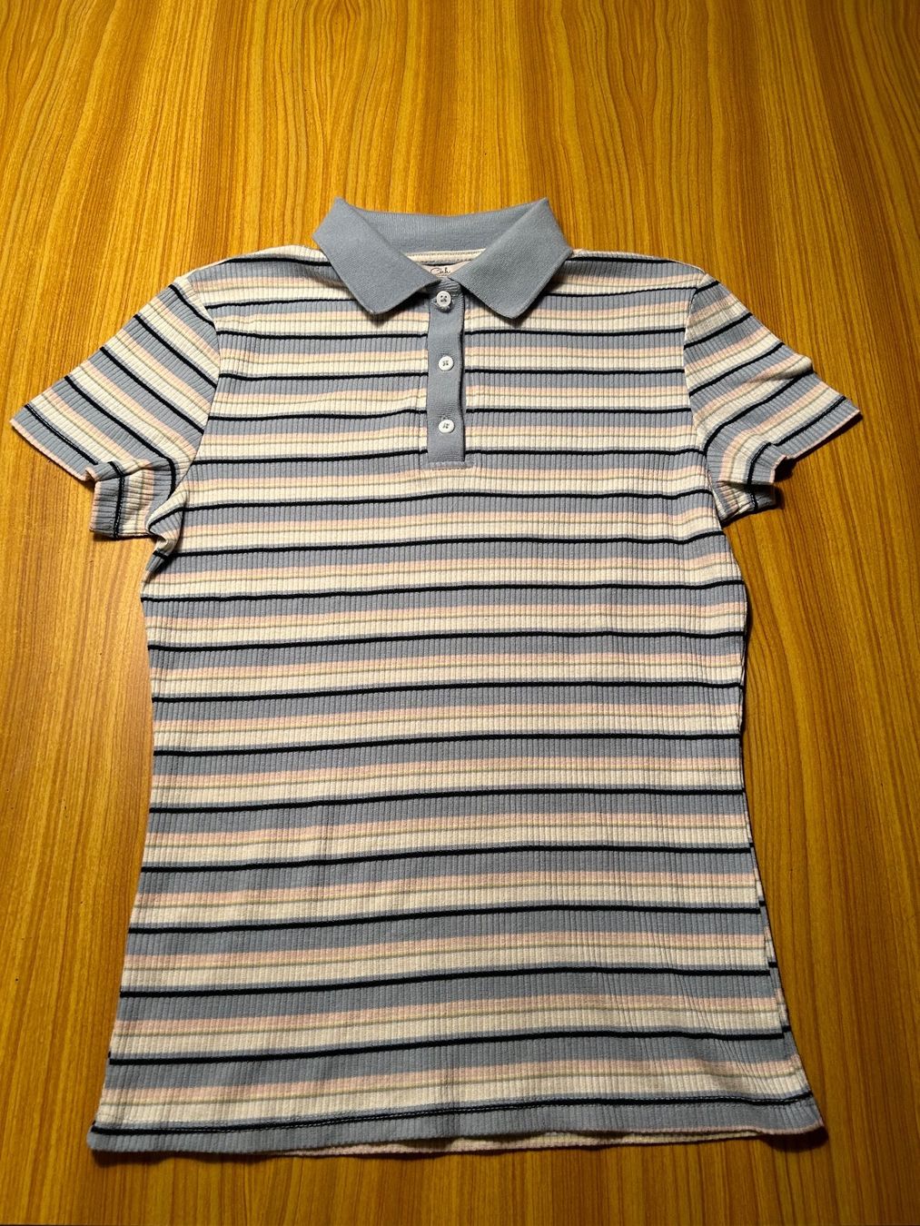Magliette Polo: Shirt Poloshirt Clockhouse Abendgarderobe Bluse Mode – Usato da Steffisburg venduto da smocky17