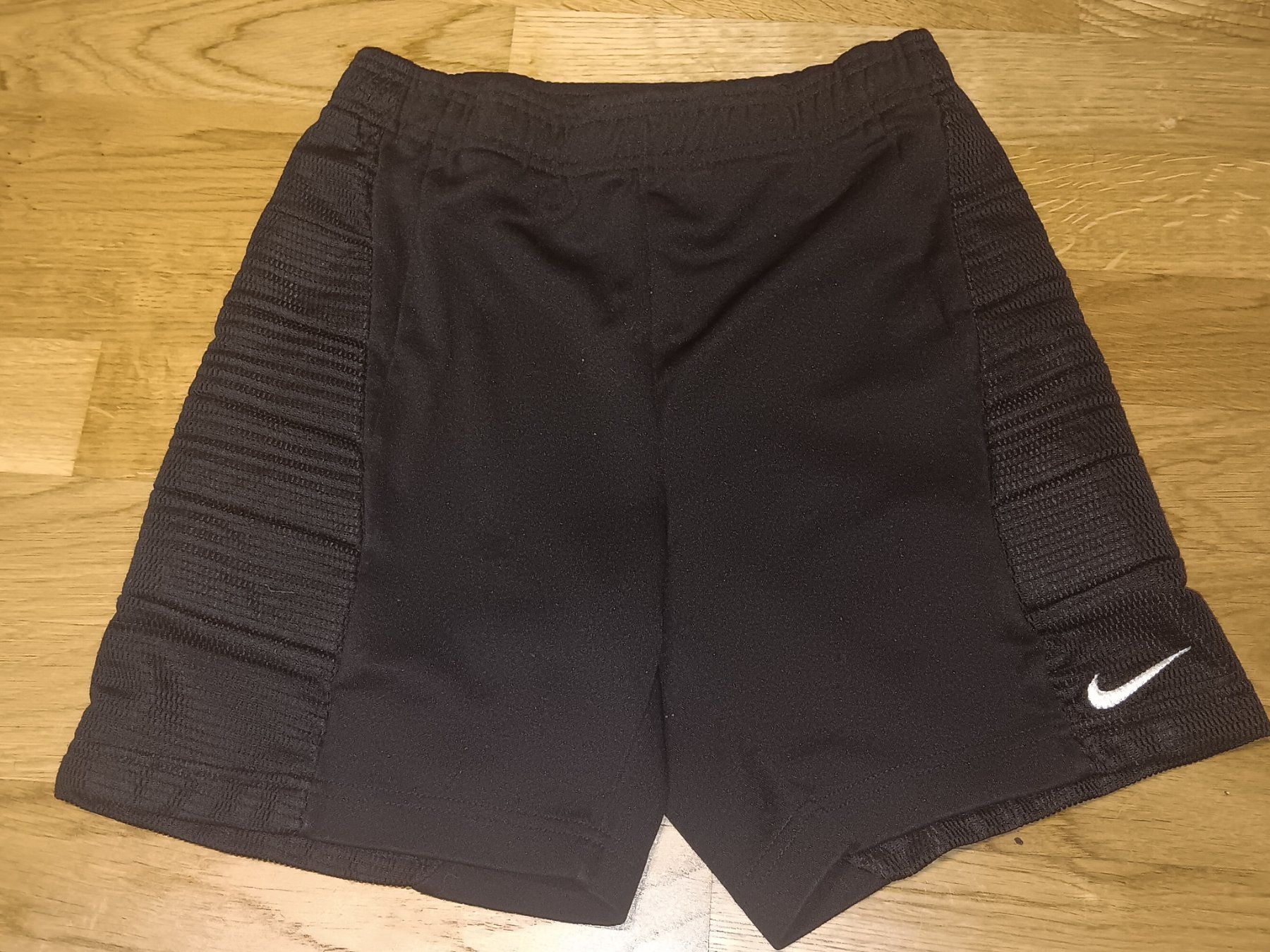 Lotti di vestiti: Fussball Nike  Kleider Paket – Nuovo (secondo la descrizione) da aarburg venduto da macacito 1
