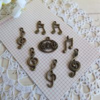 8 x Deko Anhanger Musik pendentifs musique