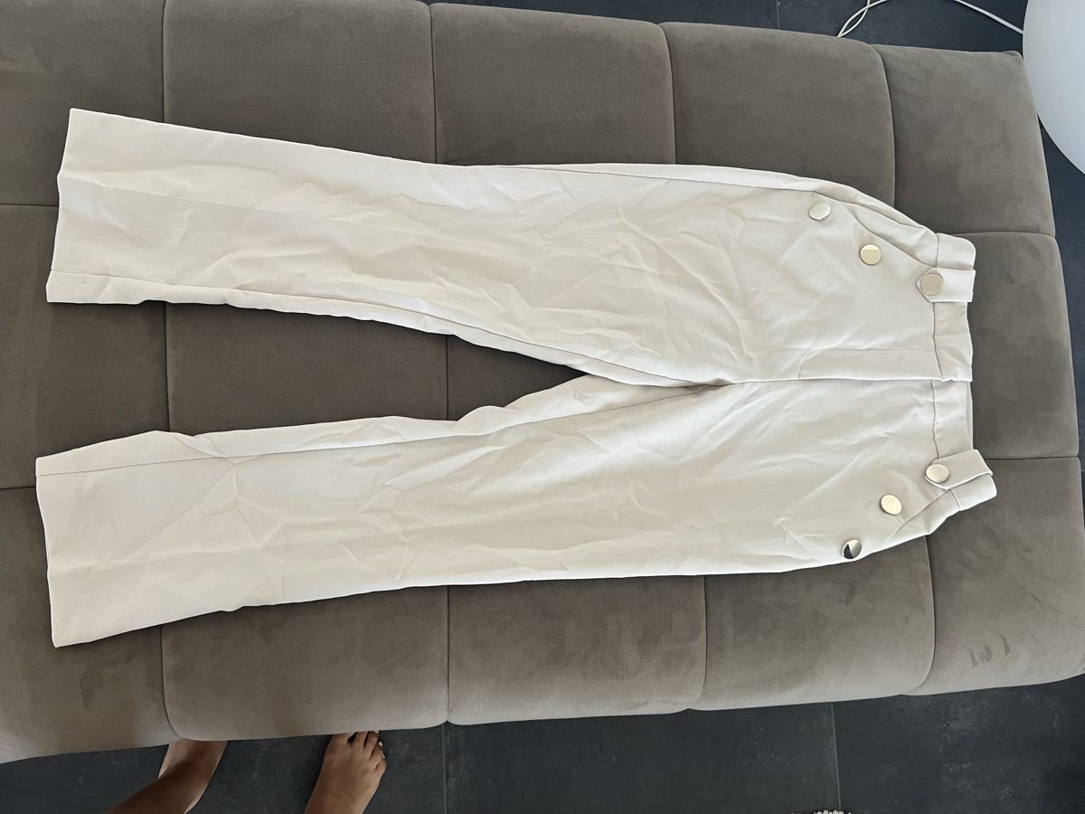 Zara Pantaloni: Zara Stoffhose XS – Usato da Hägendorf venduto da Mocca72
