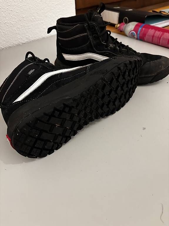 Scarpe da uomo: Vans Winter Schuhe – Usato da Oberwil-Lieli venduto da kaj_ng8x