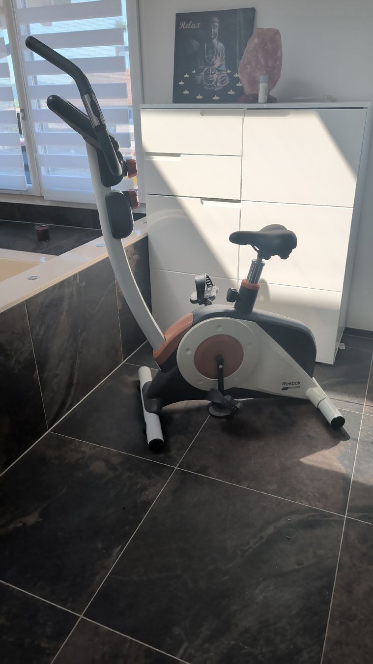 Reebok Hometrainer: Reebok Hometrainer – Usato da Andhausen venduto da filou049