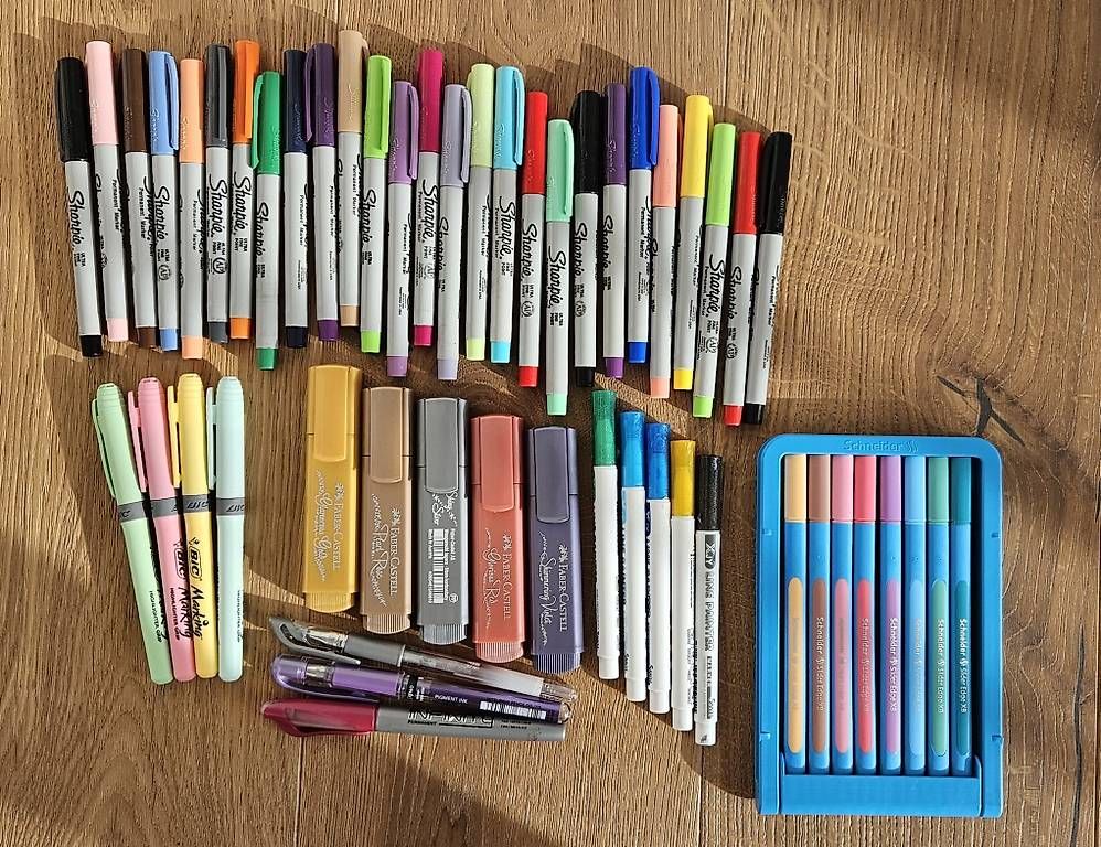 Faber-Castell Stifte & Marker: Stifte - Schneider / Farber-Castell Metallic / Sharpie – Gebraucht aus Zollikofen von wiktor_krz