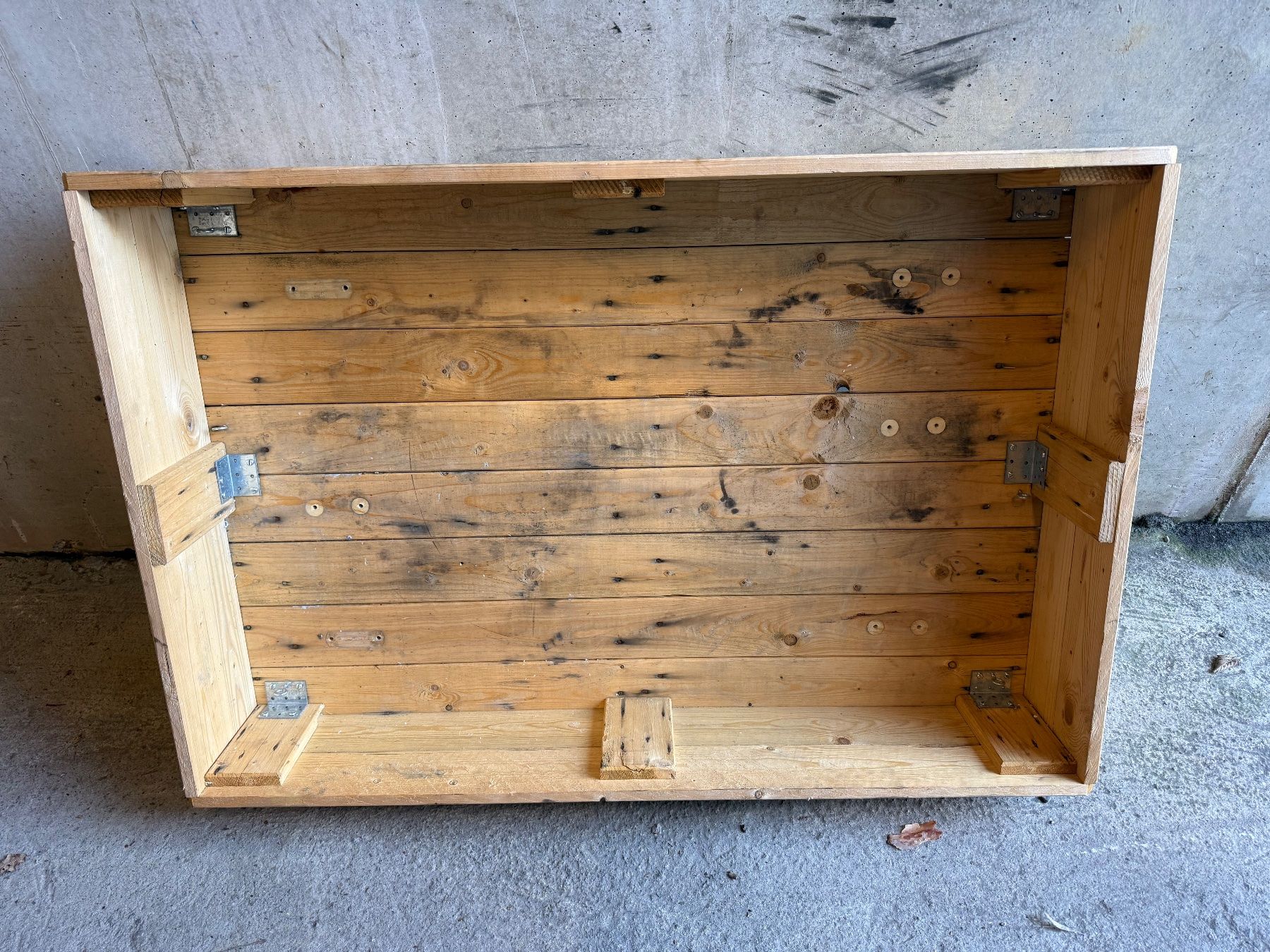 Casse di trasporto: Holzkiste aus Palett Deckel SBB – Usato da Lützelflüh-Goldb venduto da Guemseli 4