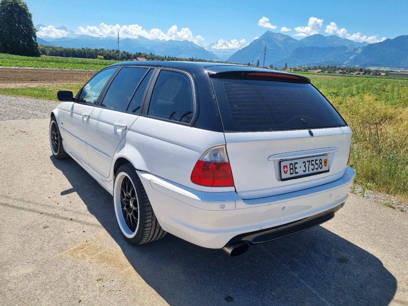 BMW Autos: BMW 325i E46 touring – D'occasion à Heimberg par Blitzli3 1
