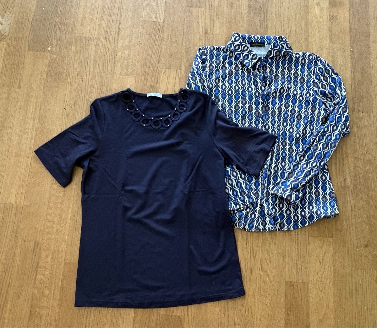Lots de vêtements: Damen 5 Oberteile - Grösse 36/38 – D'occasion à Staffelbach par rc-larossa 1