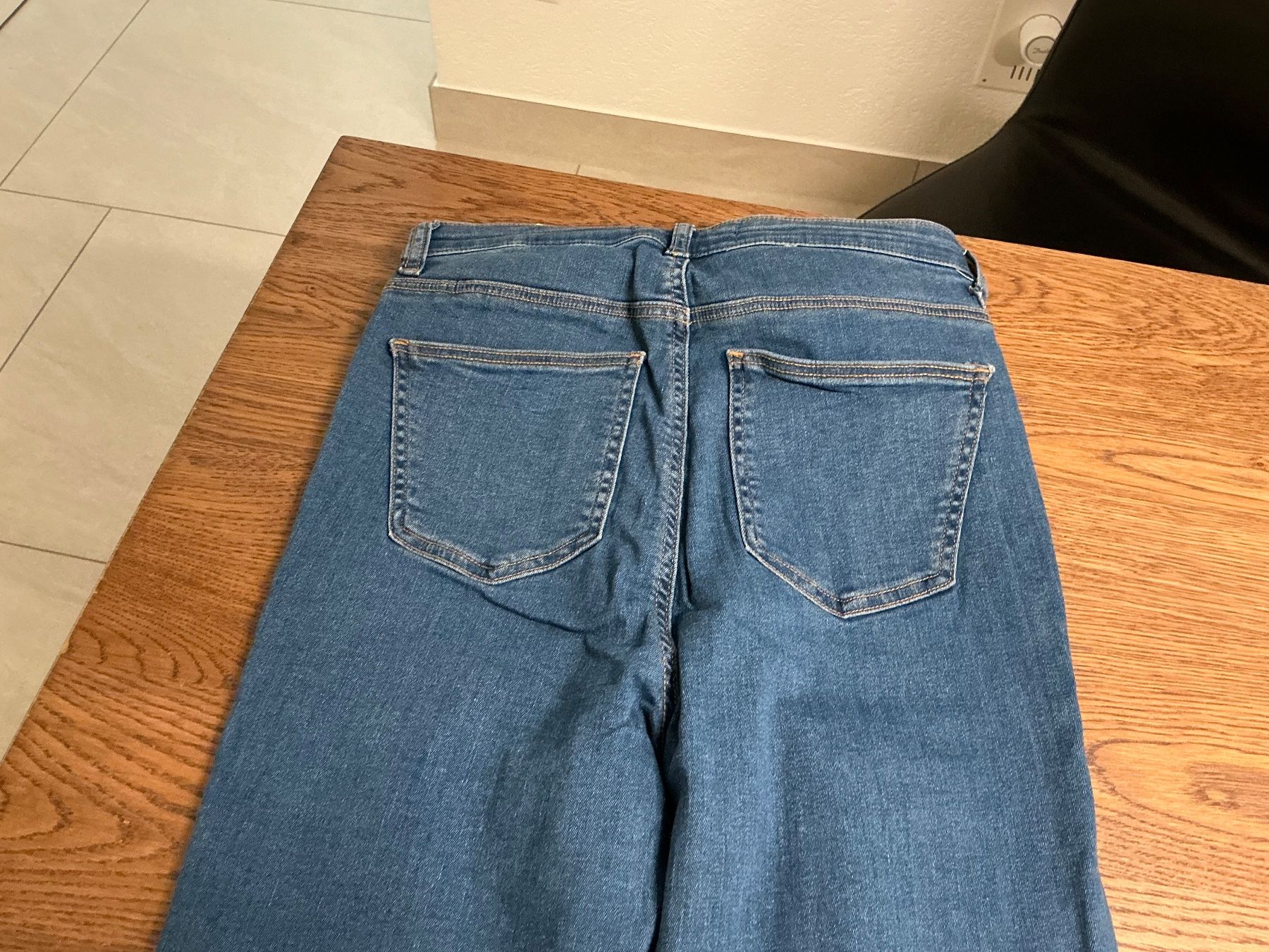 Jeans: Bequeme Jeans Gr.40 – Usato da Würenlos venduto da Tina48