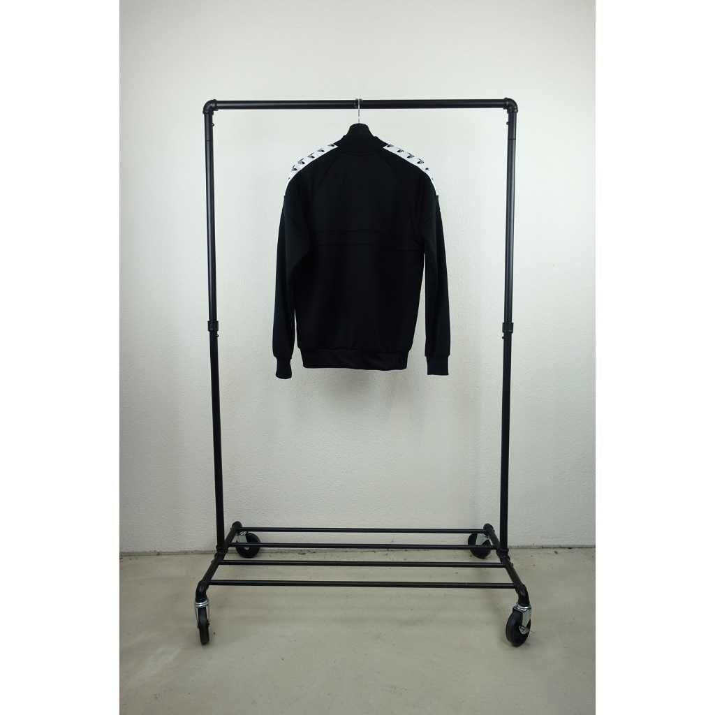 Adidas Giacche: Adidas Jacke Vintage Grösse M – Nuovo (secondo la descrizione) da Bülach venduto da secondo. 2