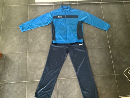 Asics Trainingsanzug Jacke Hose Blau Grösse XL guter Zustand