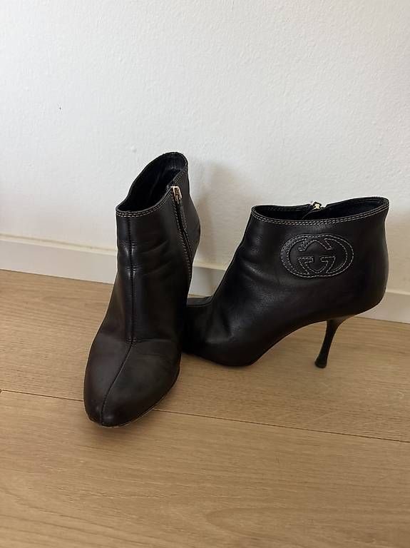 Gucci Scarpe da donna: Stivaletto Originale Gucci – Usato da Locarno venduto da Debi816