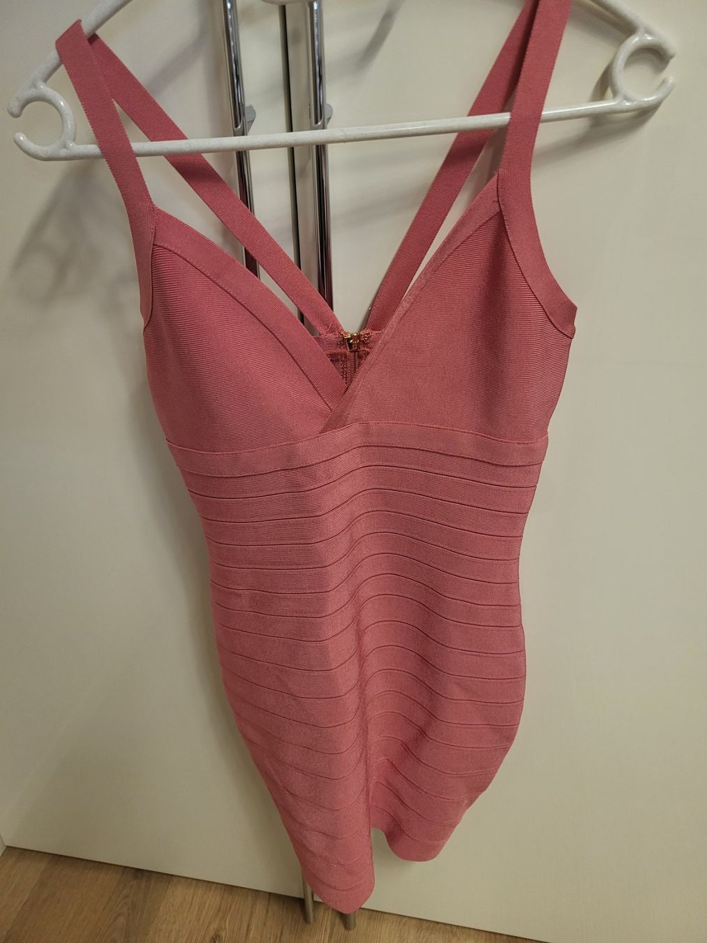 Guess Robes: Guess Kleid Gr.S – D'occasion à Lindau par Seepferd33