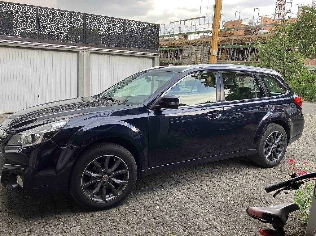 Automobili: Subaru Outback 2.5i 4WD – Usato da Schinznach Bad venduto da yomann 2