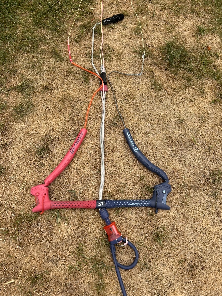 North Kite: 3x Kites inkl. 3x Bars – D'occasion à Degersheim par Zybax 2