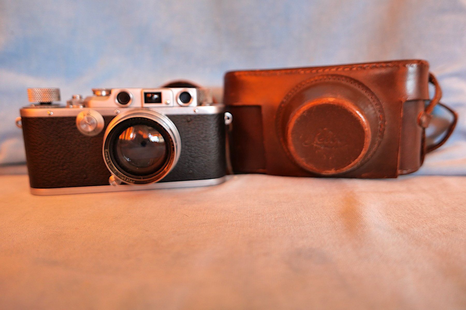 Leica Fotocamera: Leica IIIb 1939 Summitar 1:2/50 + Etui – Usato da Zürich venduto da Kalla36 2