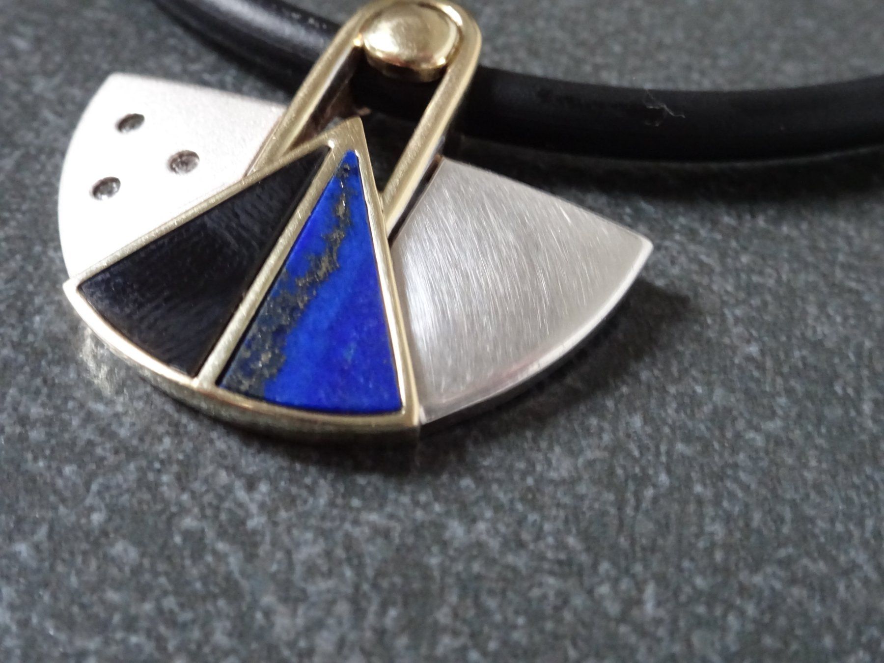 Catenine: Designer Halskette / Onyx & Lapislazuli – Usato da Esslingen venduto da FetteSchnecke 1