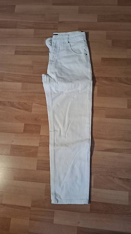 Jeans: Jean blanc Southside Leiko – Gebraucht aus Fleurier von die_gg95 2