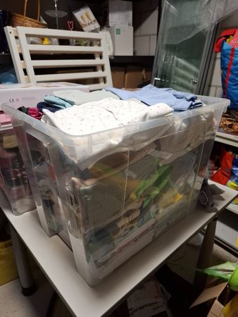 Kinderkleidung diverse von ca. 0-24 Monaten