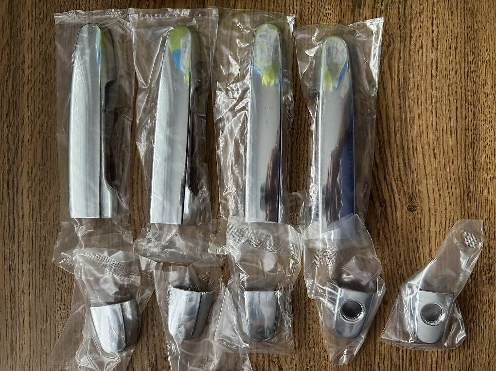 Alle Autoersatzteile: Toyota Türgriffe Chrom Abdeckung  – Neu und originalverpackt aus Ehrendingen von Veiga