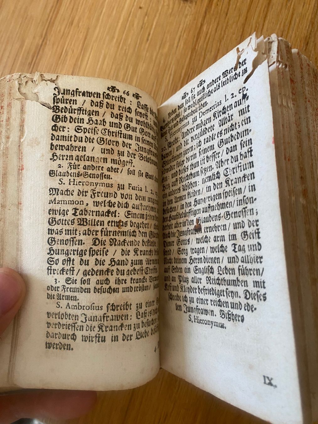 Libri: Antikes Buch: 1722 – Usato da Möhlin venduto da Glunggi 6