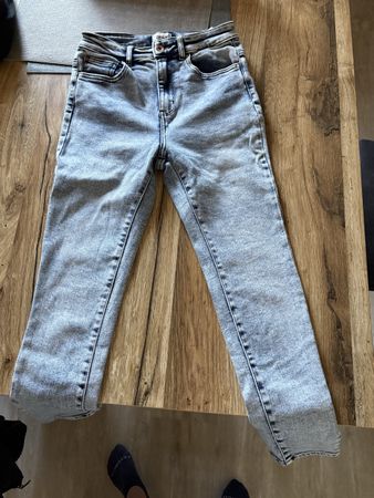 Jeans ONLY bleu délavé taille 28/30 jamais porté