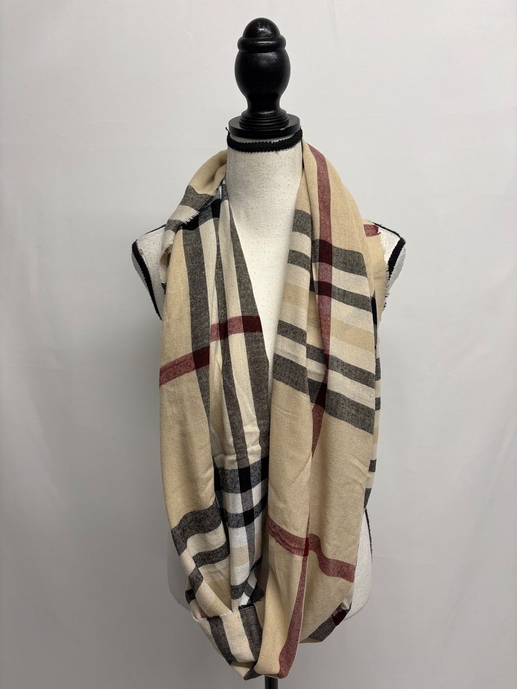 Foulards, Tücher & Schals: leichter Loop Schal von Fraas beige kariert – Neu (gemäss Beschreibung) aus Regensdorf von secondchancefashion 1