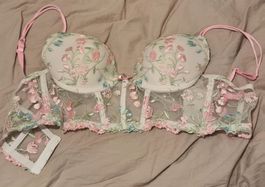 Sommerlicher BH mit Blumenstickerei, Grösse 75 B Push up
