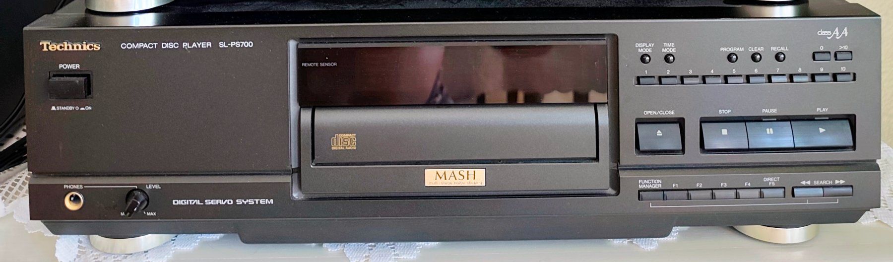 Technics Multimediaplayer & Streamer: Technics SL-PS700 CD-Player – Gebraucht aus kloten von Docsgirl