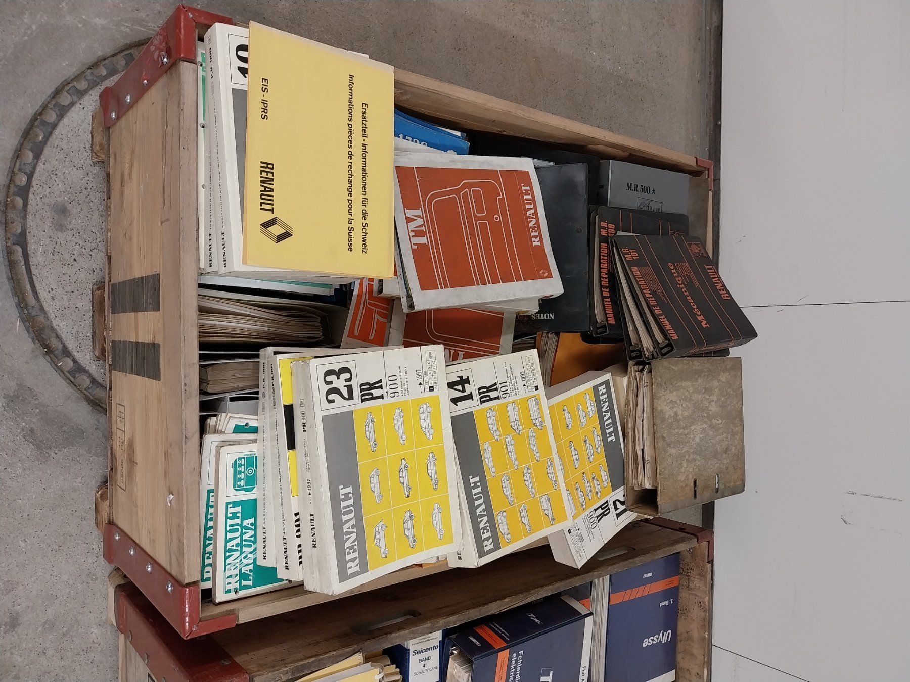 Renault Dokumente: Renault Werkstatthandbücher riesiges Konvolut – Gebraucht aus Weingarten-Kalth von Bettelbruenneli 3