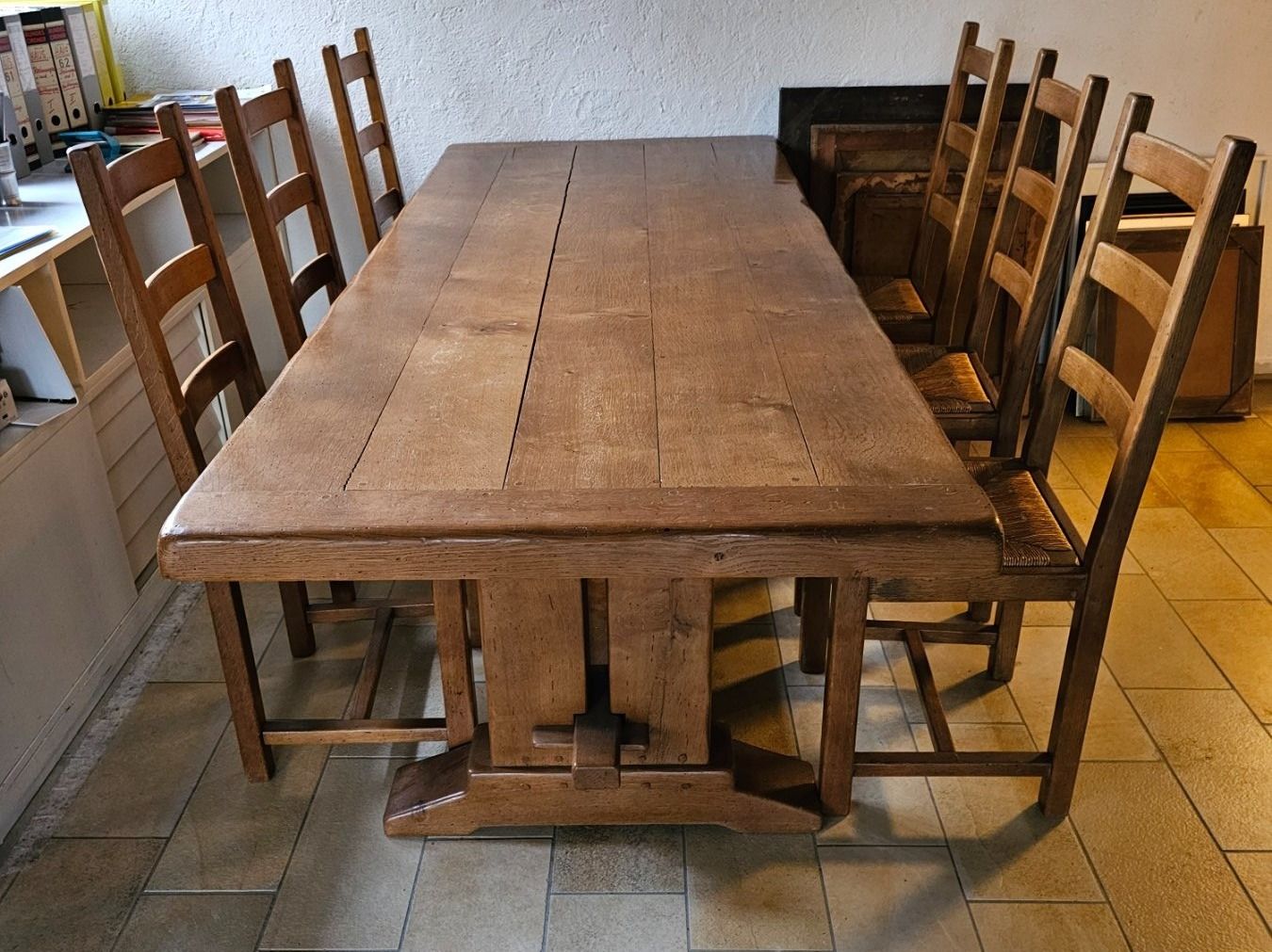 Tischset: Klostertisch Eiche massiv, inkl. 6 Eichenstühlen – Gebraucht aus Münchenstein von
