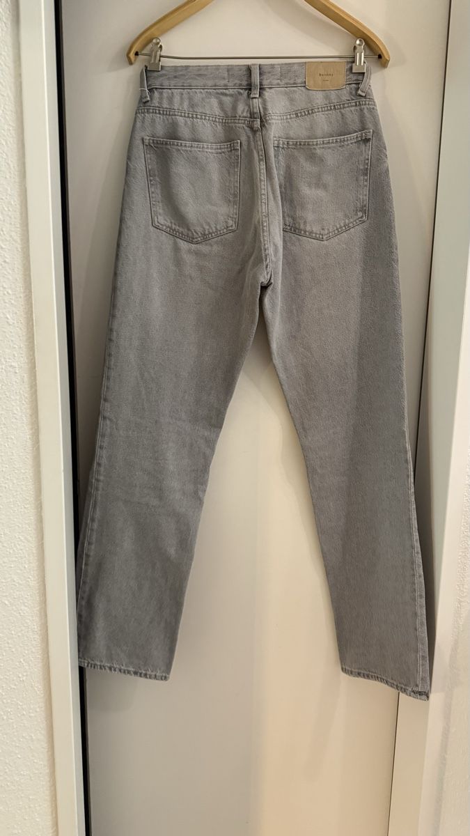 Bershka Jeans: Graue Bershka jeans – Usato da Kloten venduto da S_m00 1