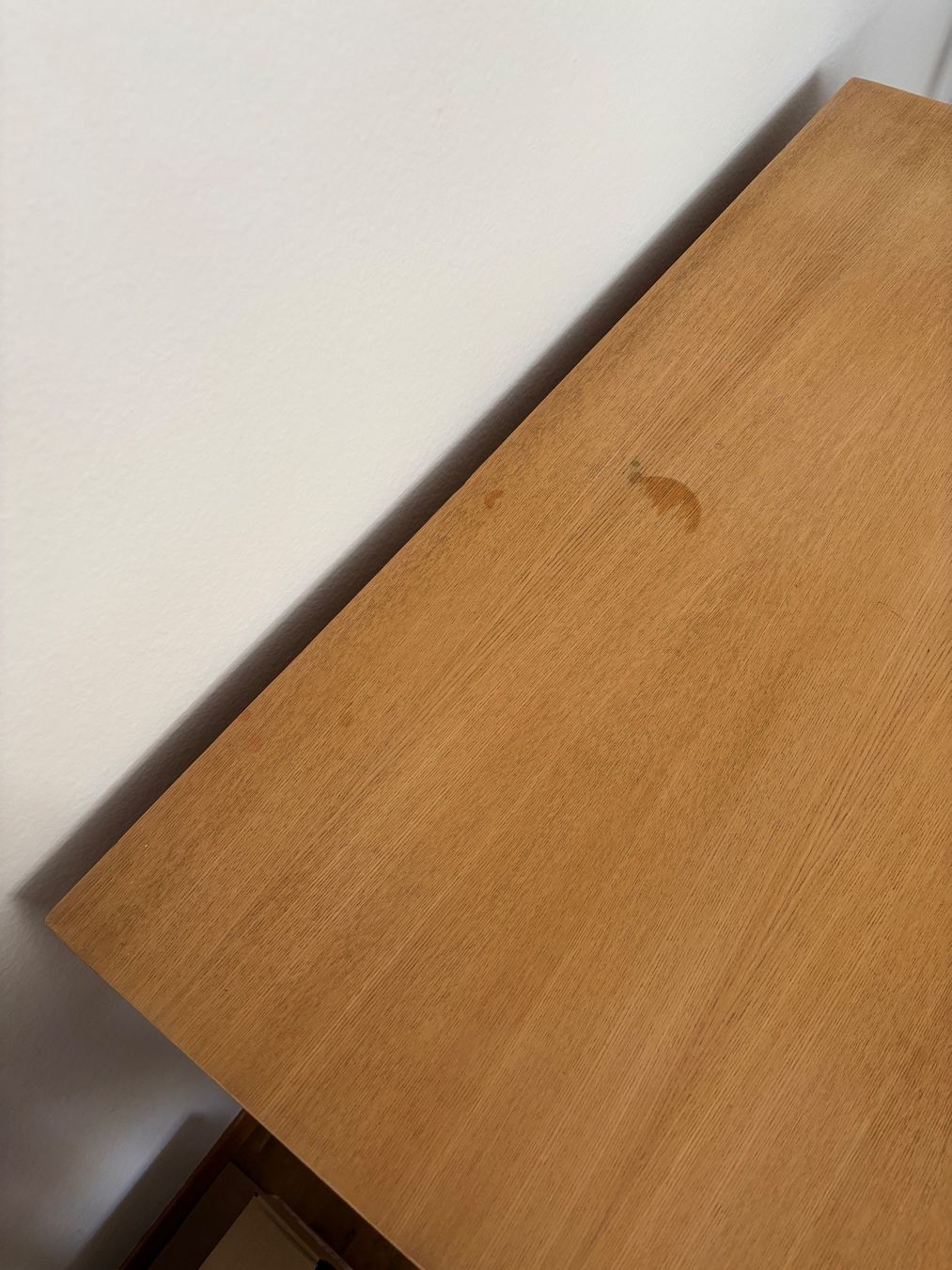 Scrivanie: Midcentury Schreibtisch aus Holz – Usato da Zürich venduto da milenafischer 2