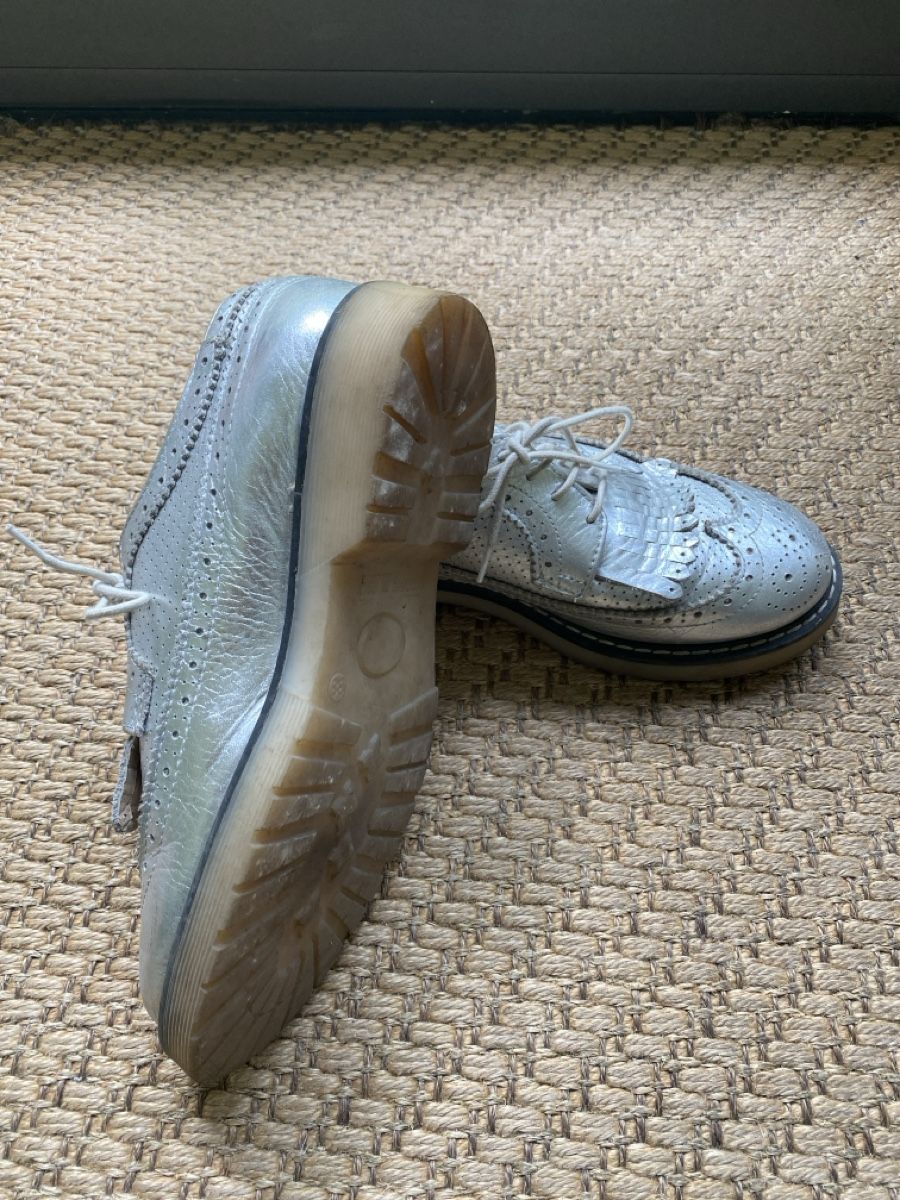 Scarpe da donna: Sneakers silver 38 – Usato da Davesco-Soragno venduto da Chichijango 2