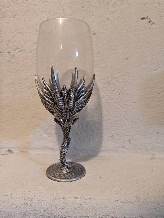 Figuren: Kelch Drache – Gebraucht aus Staufen von joe_6nhv