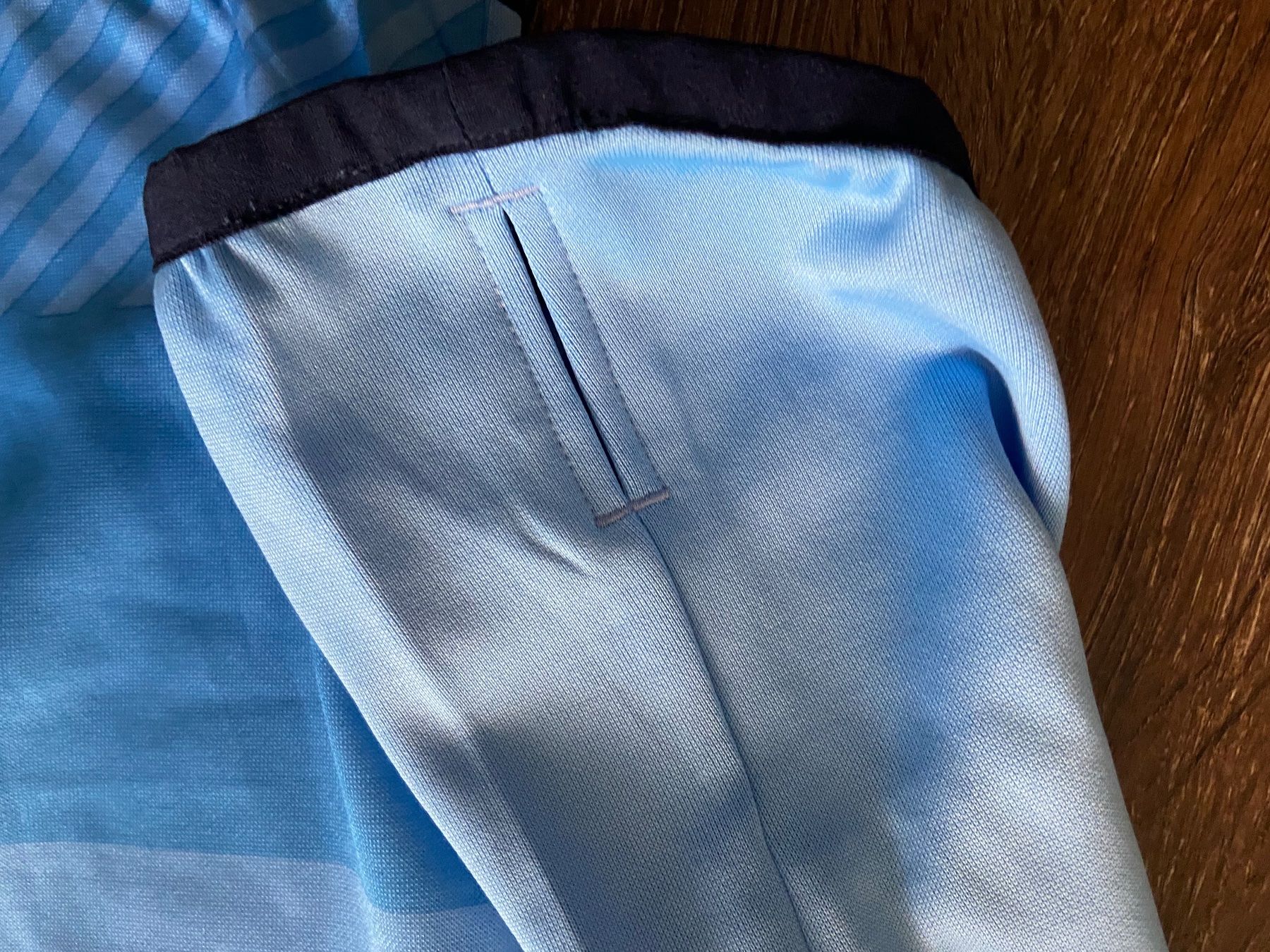 Puma Canottiere & Pantaloni: Sydney FC Trainingspulli Gr. XL – Nuovo e nell'imballaggio originale da Muttenz venduto da bargain_hunter 3