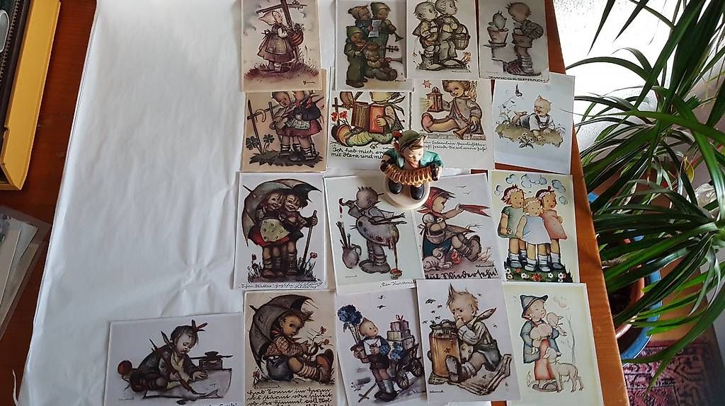 Cartoline postali: 1 Orig. Figur Hummel und 17 Postkarten Hummel. – Usato da Zollikerberg venduto da Inhal