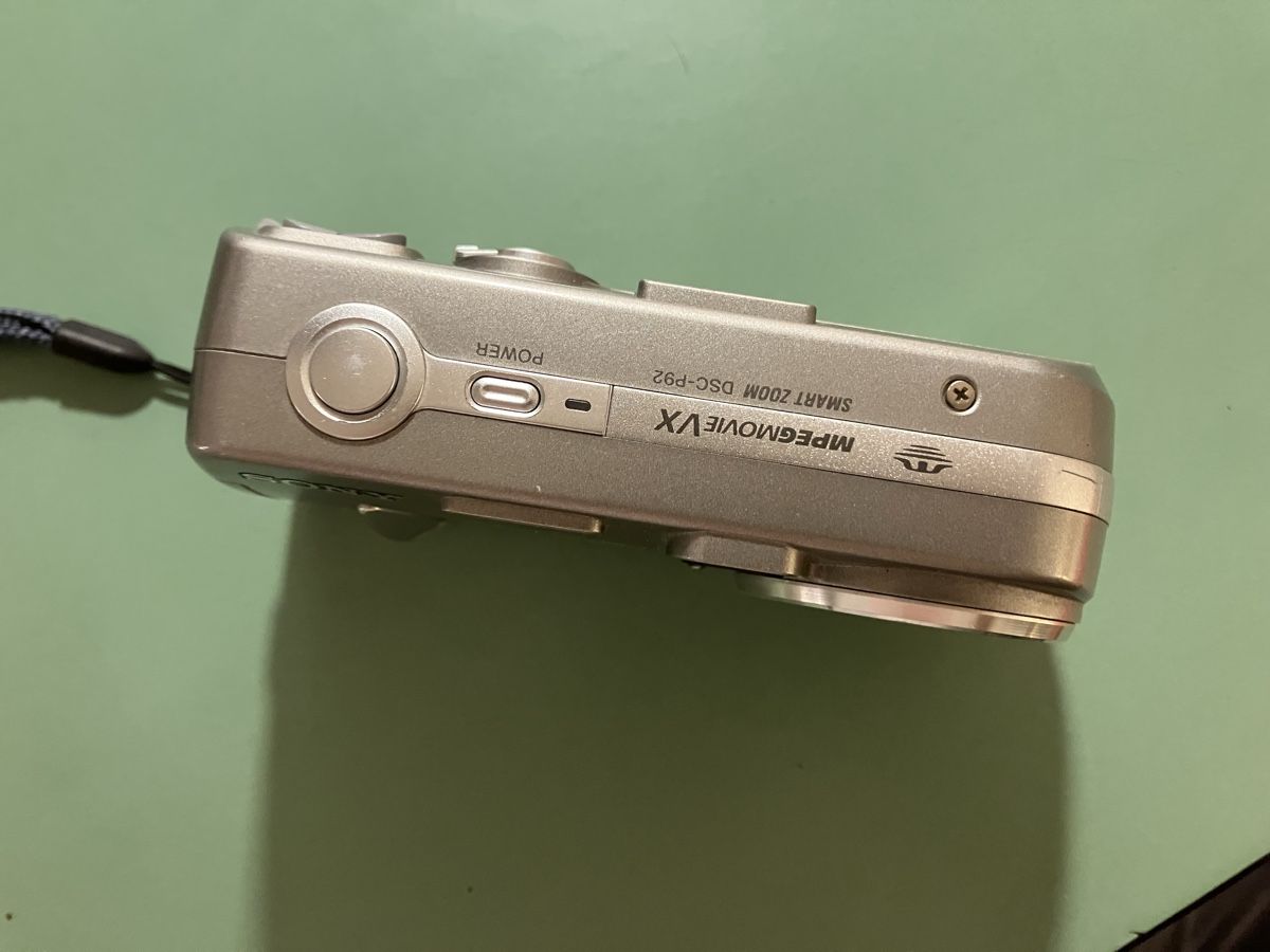 Sony Fotocamera: Sony Cypershot Kamera  – Usato da Zürich venduto da bluejeans- 1
