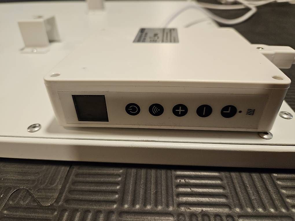 Radiatori: 2Stk Infrarot Heizung mit Wlan – Usato da Scherz venduto da pac_tw6k 1