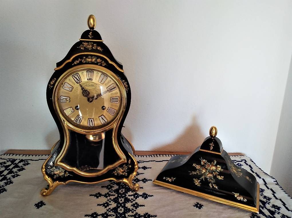 Orologi da terra & Orologi da parete: Neuenburger Uhr – Usato da Uetendorf venduto da kel_5hsq
