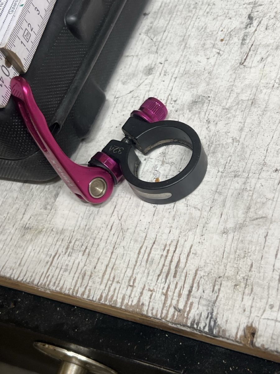 Pezzi di ricambio: Sattelklemme Schnellspanner 32.4 mm – Nuovo (secondo la descrizione) da Basel venduto da bre_8mdj 2