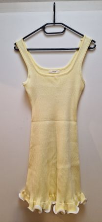 Sommerliches, gelbes Minikleid mit Rüschen, Grösse S