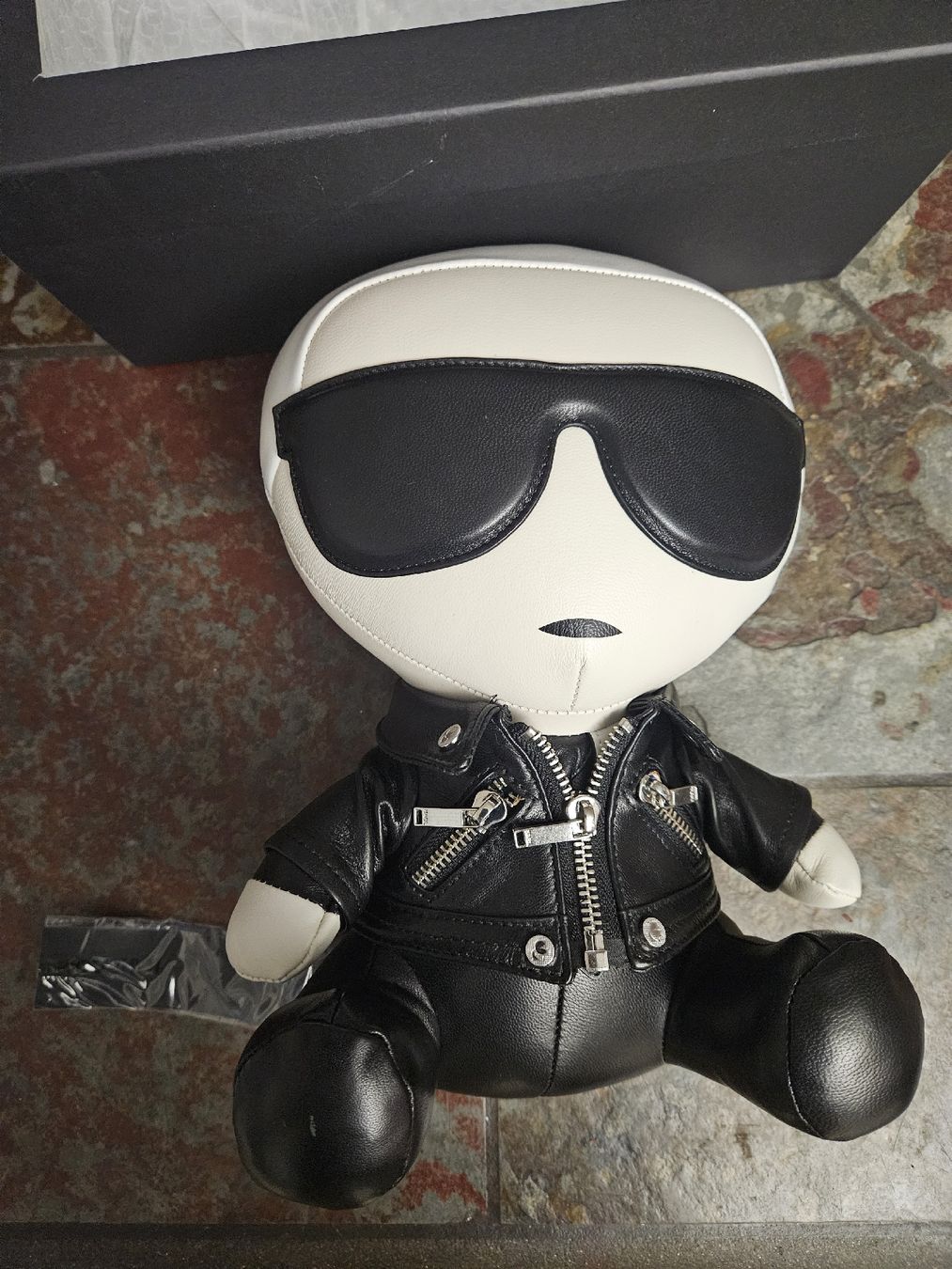 Bambole: Karl Lagerfeld Doll – Nuovo e nell'imballaggio originale da Aesch ZH venduto da sam_92dd 2